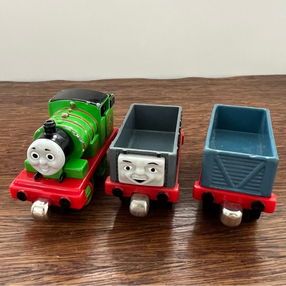 Thomas the Train & Friends Lot of 3 diecast trains